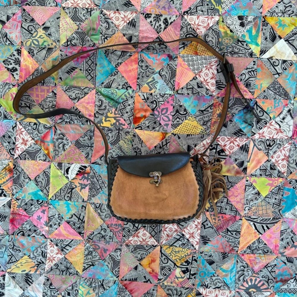 Hand Tooled Distressed Thick Leather Purse Bag Pouch Black Brown Leather - Used